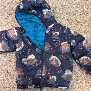 Patagonia Kids' Navy and Brown Patterned Puffer Jacket, Reversible